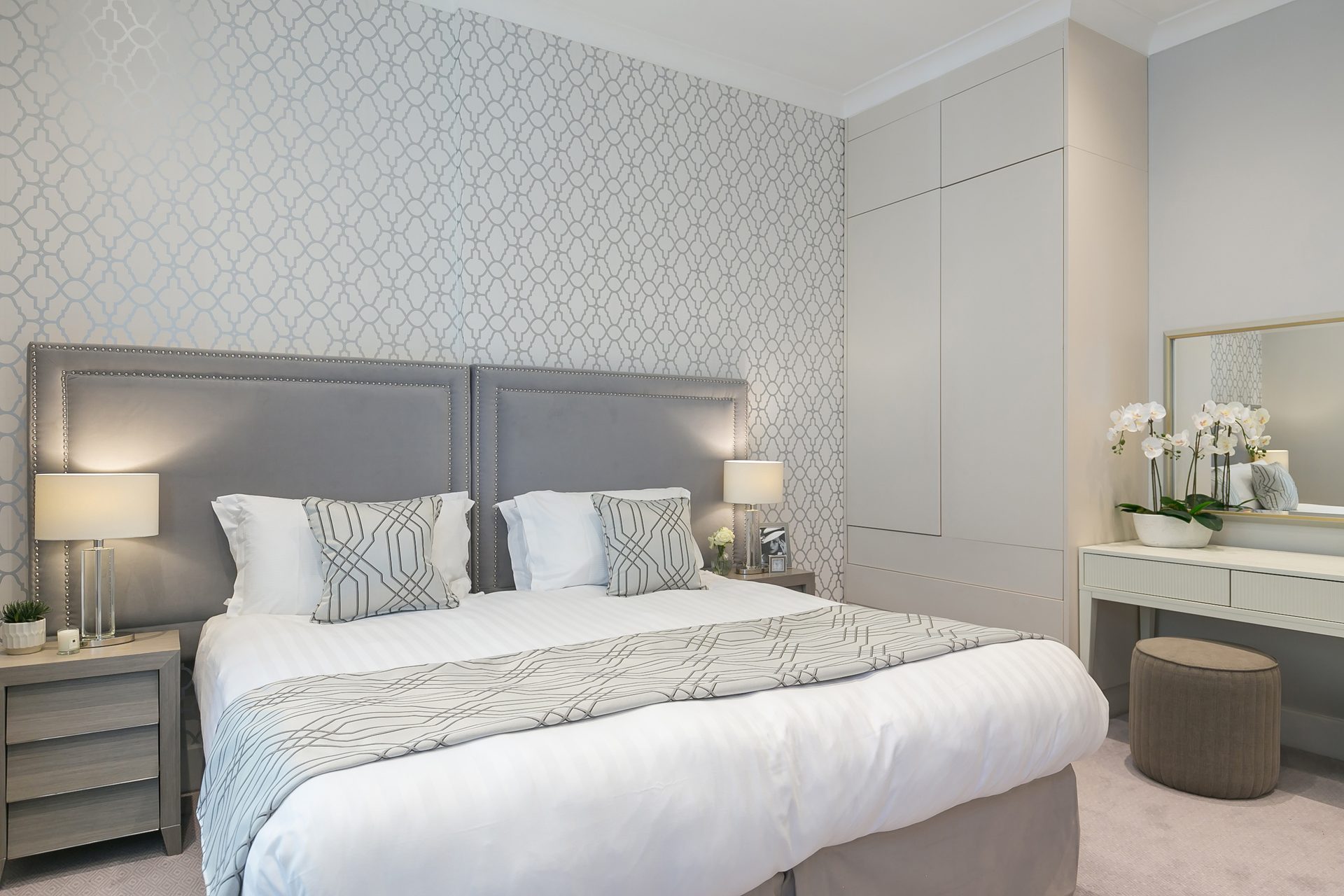 Two Bedroom Superior apartment 601 at Chilworth Court