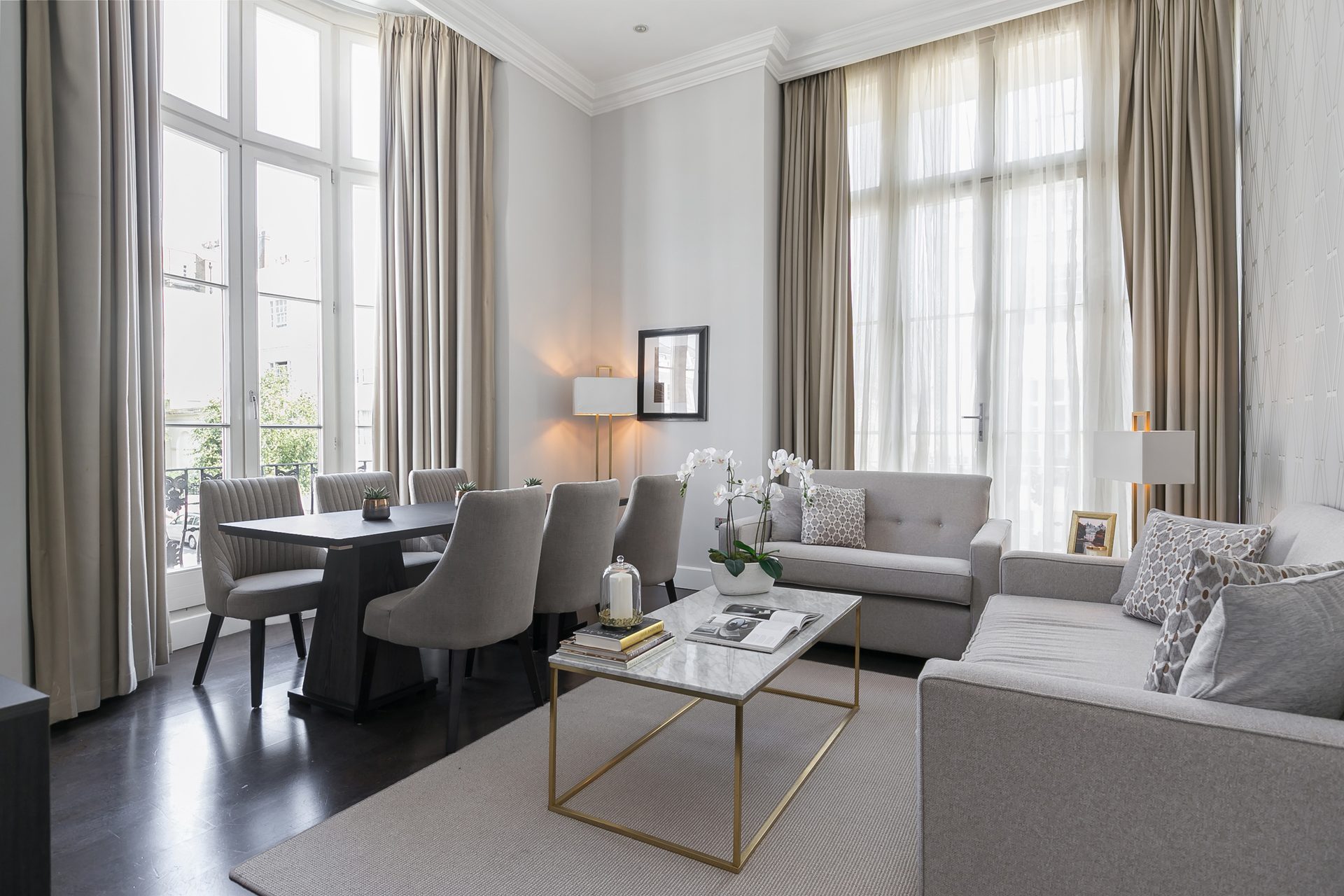 Two Bedroom Deluxe with Balcony apartment 101 at Chilworth Court