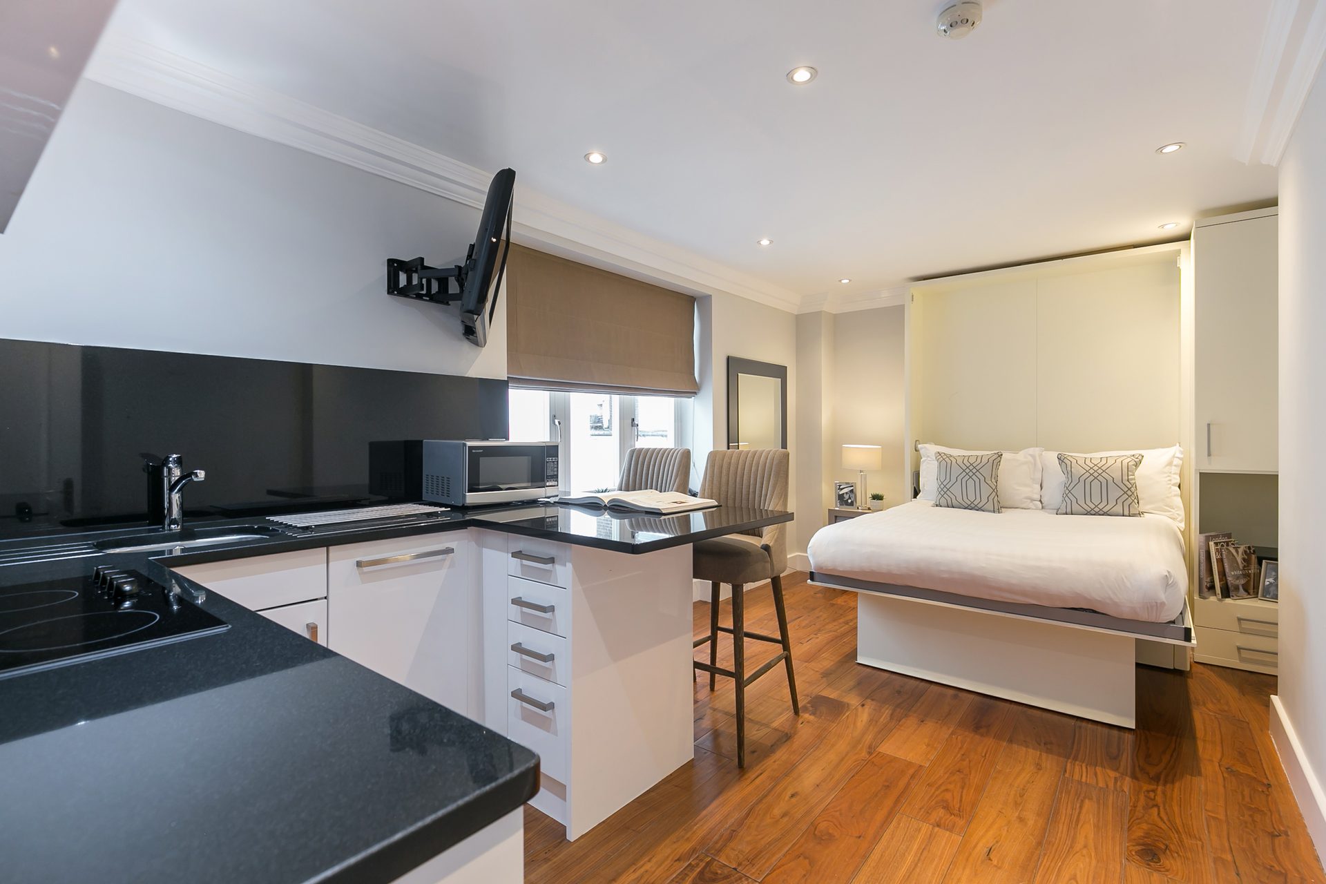 Studio apartment 603 at Chilworth Court