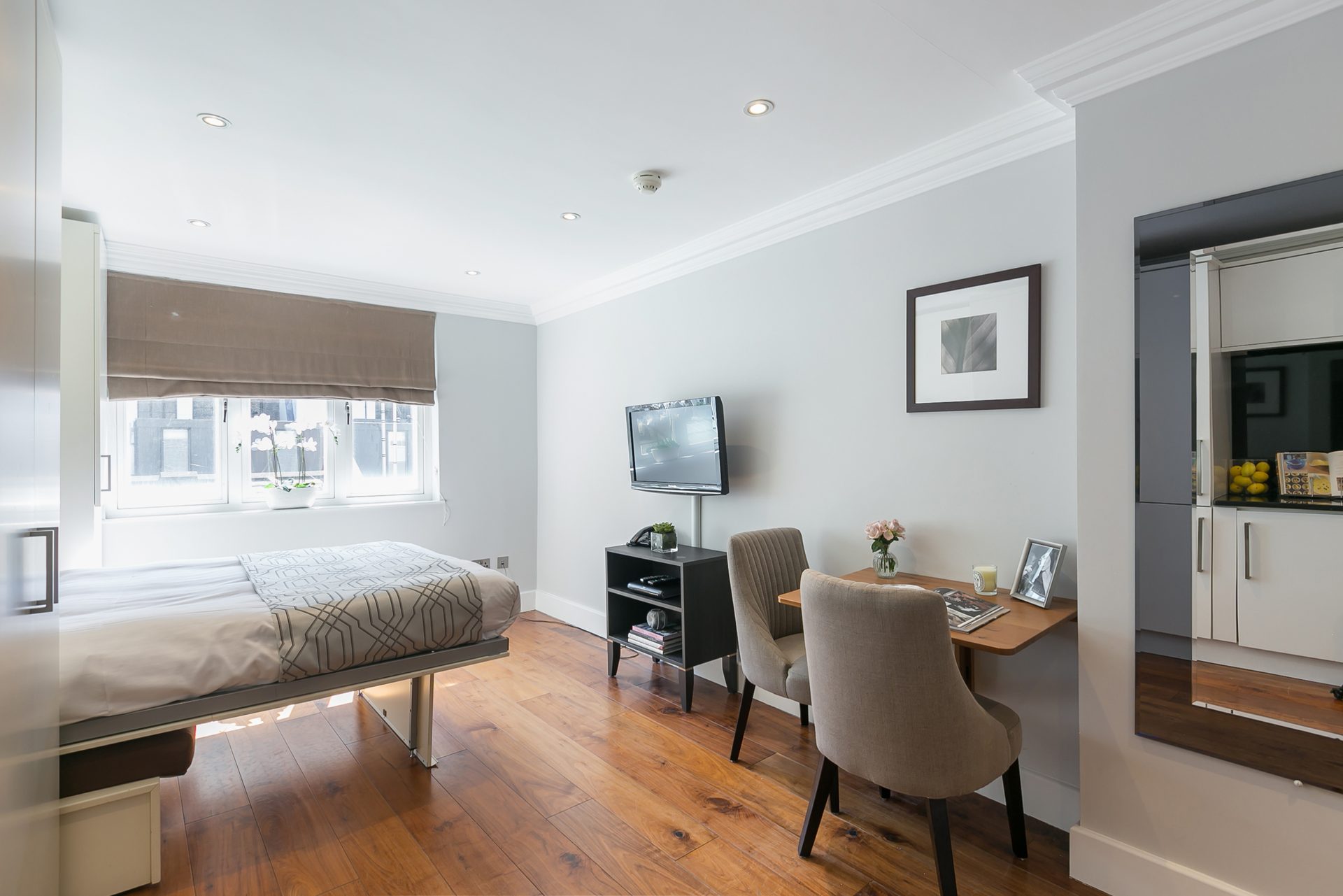 Studio apartment 104 at Chilworth Court